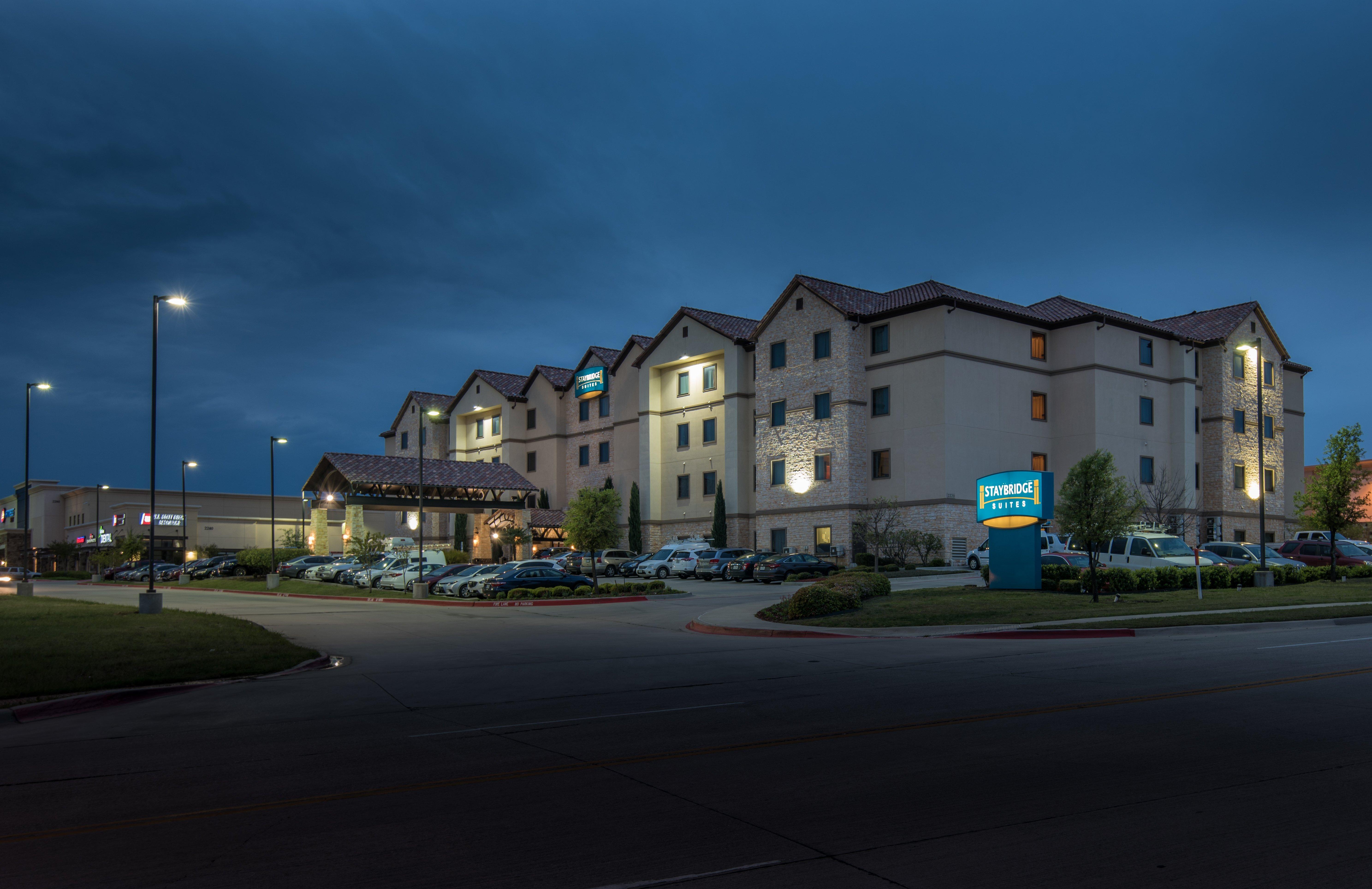 אירווינג Staybridge Suites Dfw Airport North By Ihg מראה חיצוני תמונה